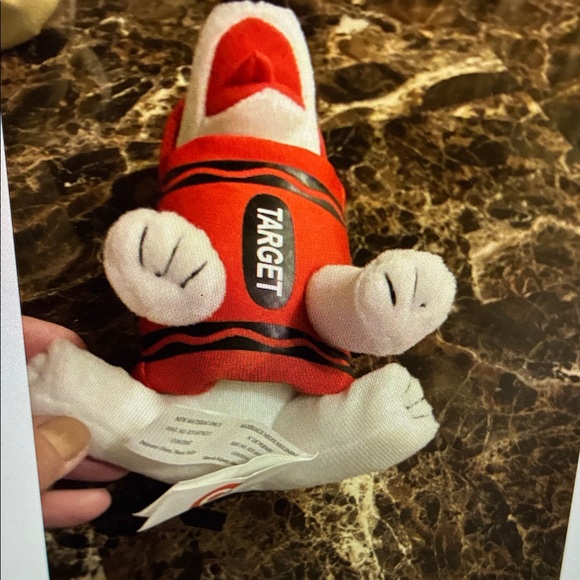 Target Bullseye Dog Plush Toy Red Crayon costume limited edition #1752 of 2200 - Picture 8 of 8